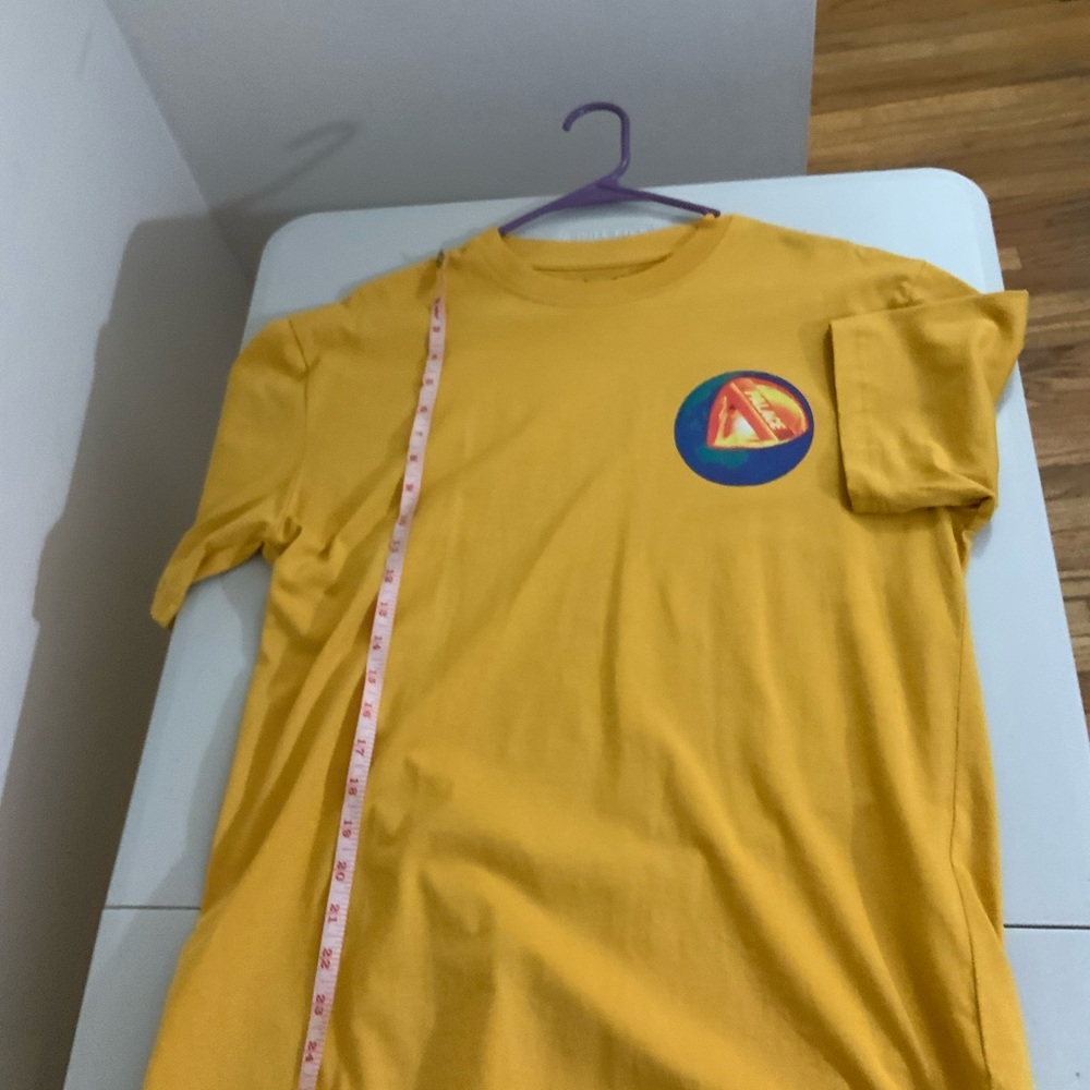 Palace Earth Globe Core size L Yellow